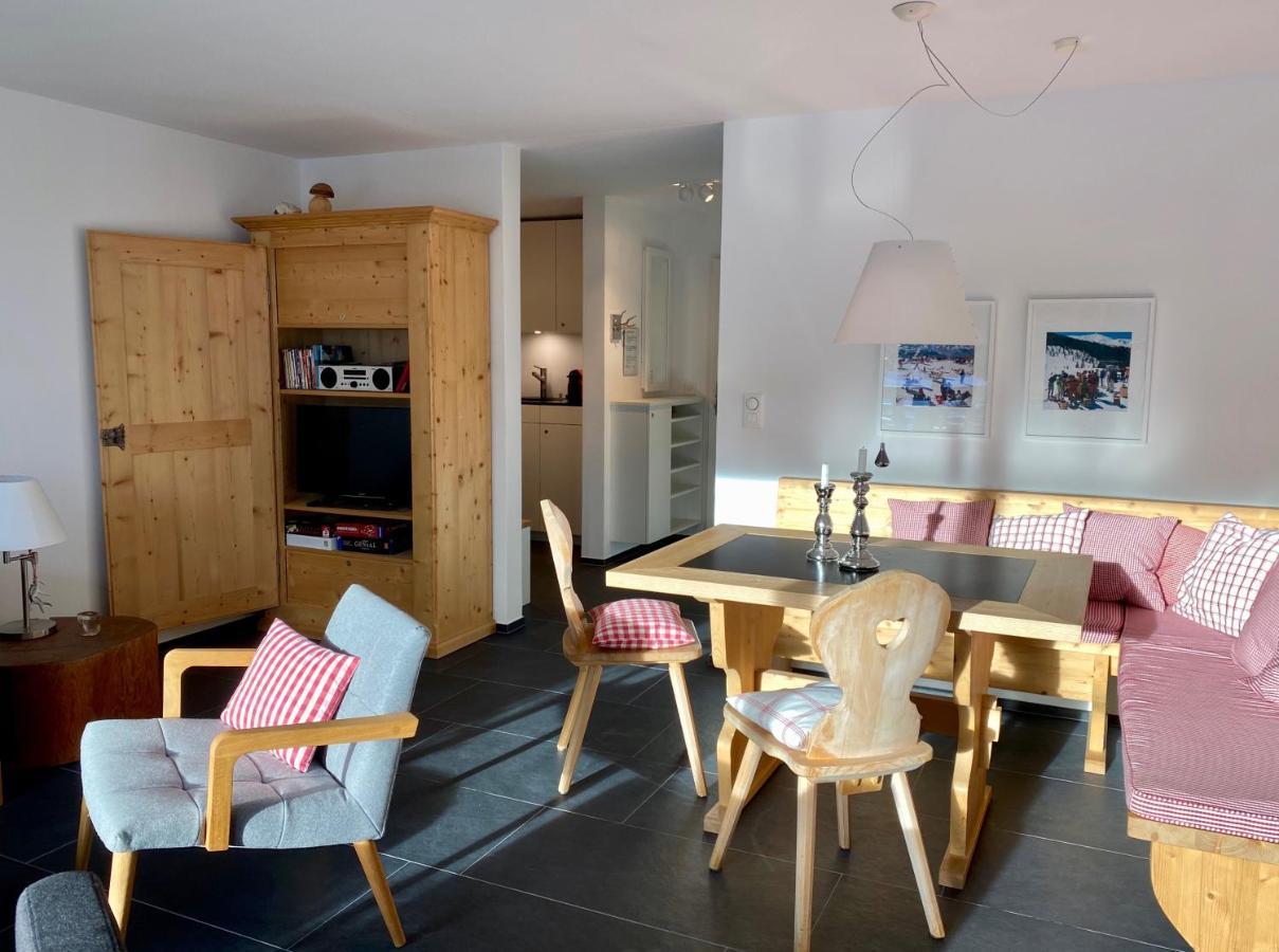 Zuhause In Den Alpen Ihre Ferienwohnung Mit Hallenbad Und Sauna Lenzerheide Exterior photo